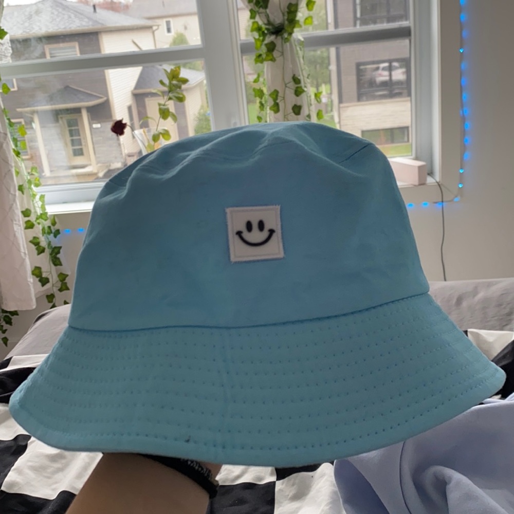 very beautiful never wear pastel blue